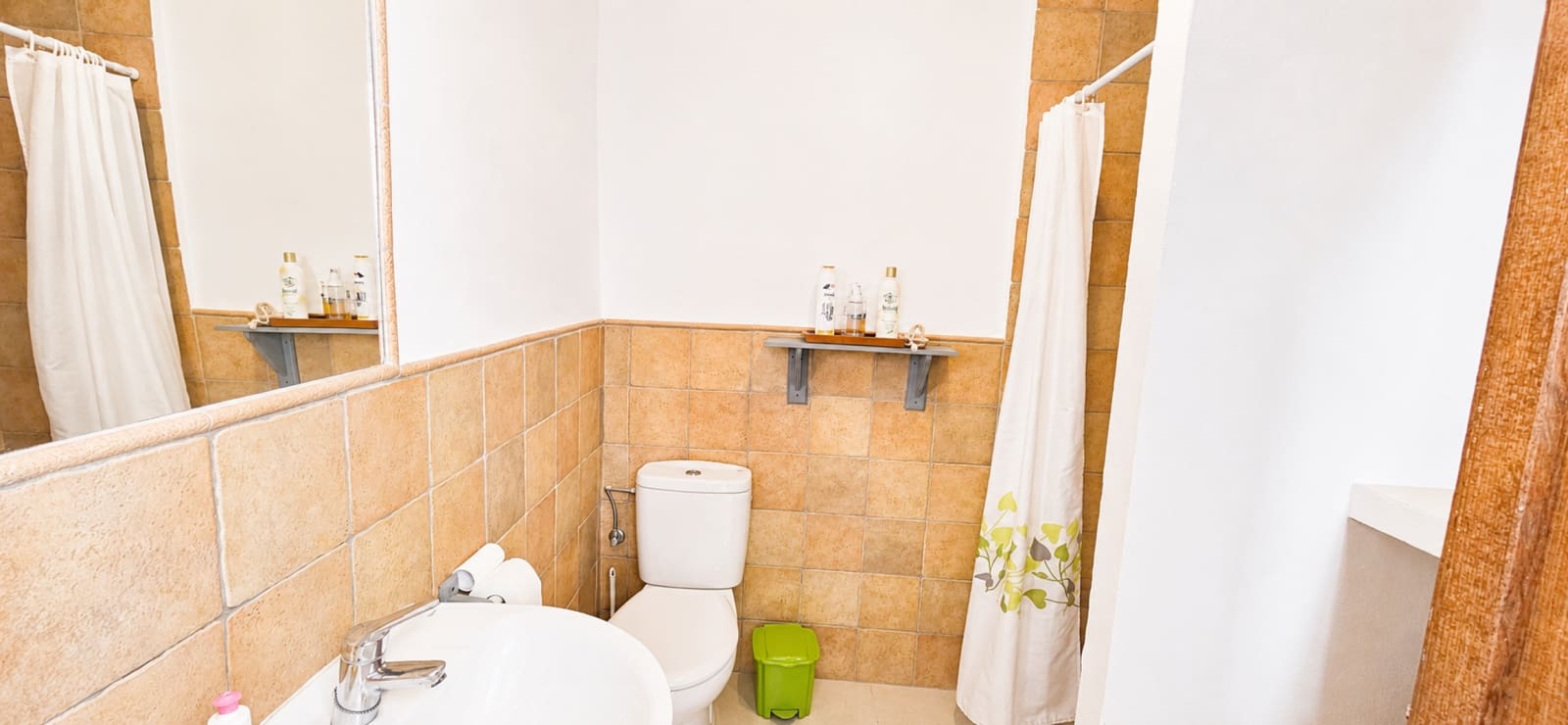 2 bedroom Townhouse for sale in Montejaque - € 105,000 (Ref: 9821860)
