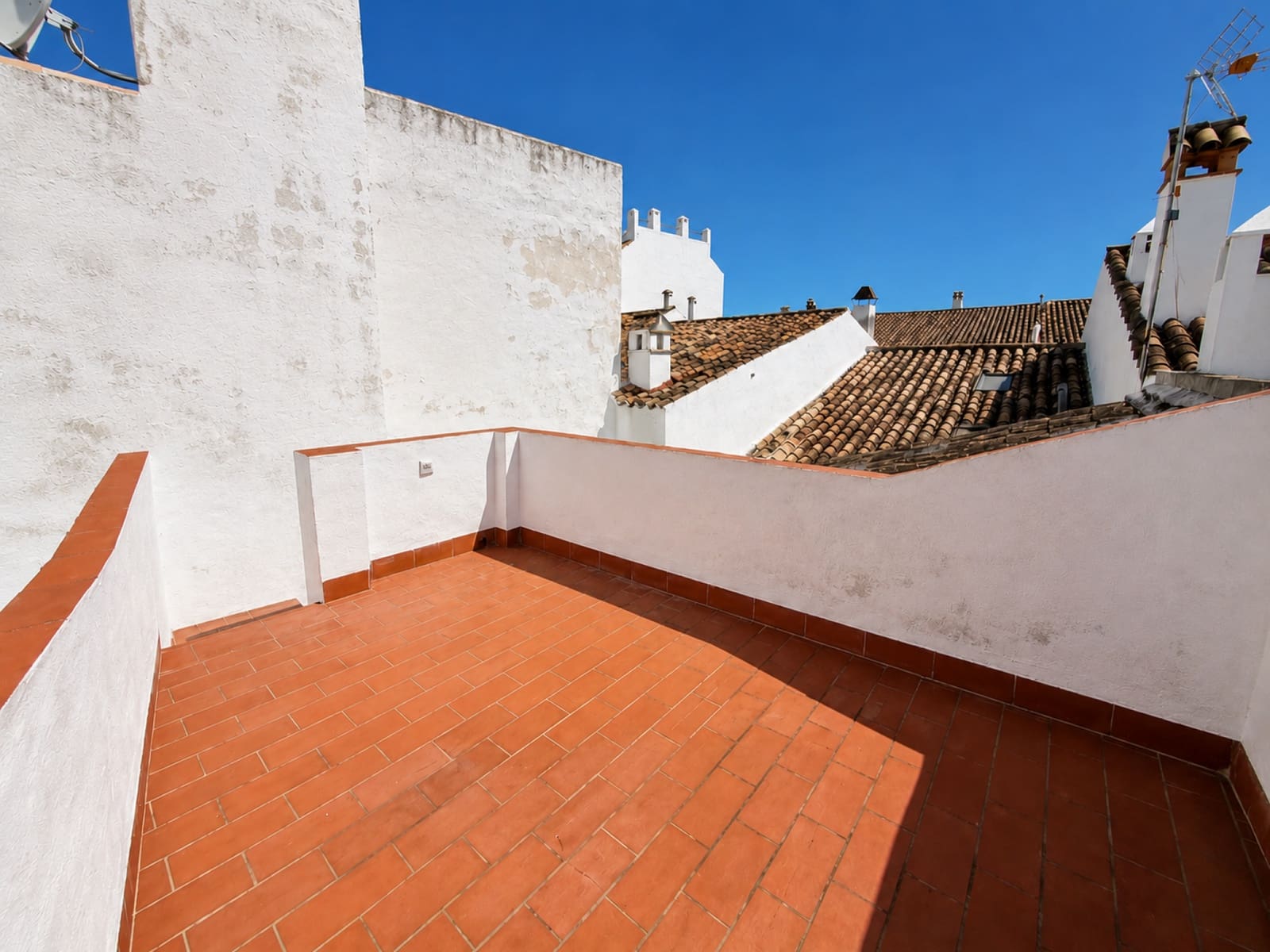 3 bedroom Townhouse for sale in Jimena de la Frontera - € 220,000 (Ref: 9826084)
