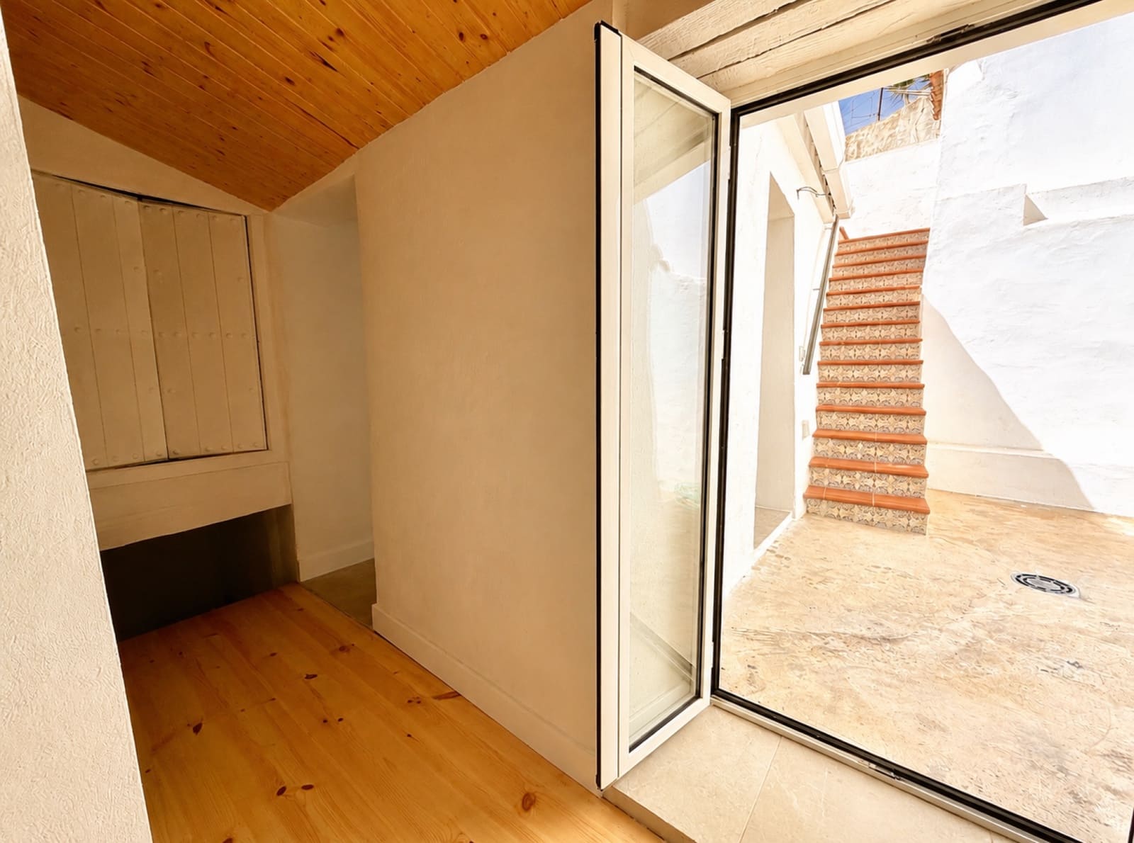 3 bedroom Townhouse for sale in Jimena de la Frontera - € 220,000 (Ref: 9826084)