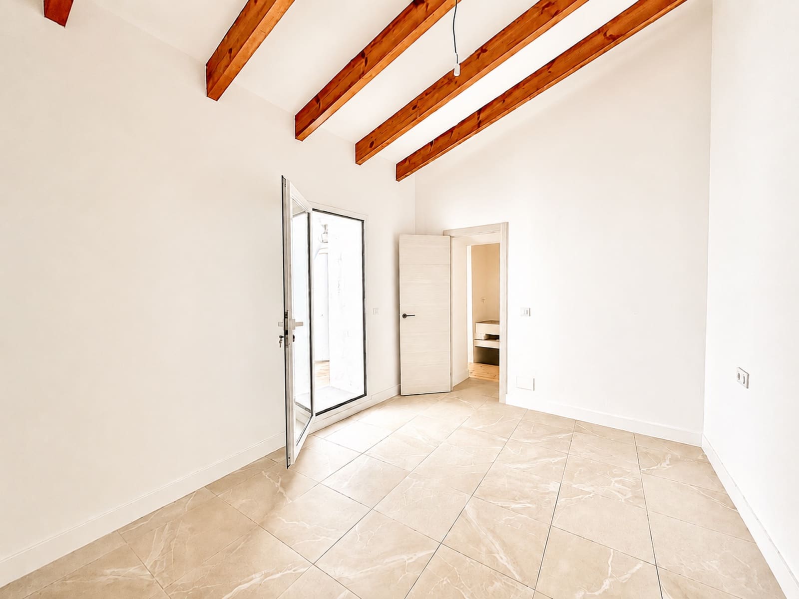 3 bedroom Townhouse for sale in Jimena de la Frontera - € 220,000 (Ref: 9826084)