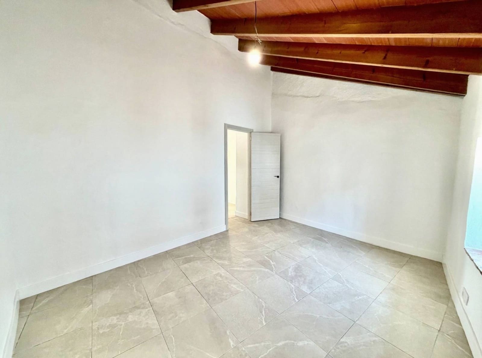 3 bedroom Townhouse for sale in Jimena de la Frontera - € 220,000 (Ref: 9826084)