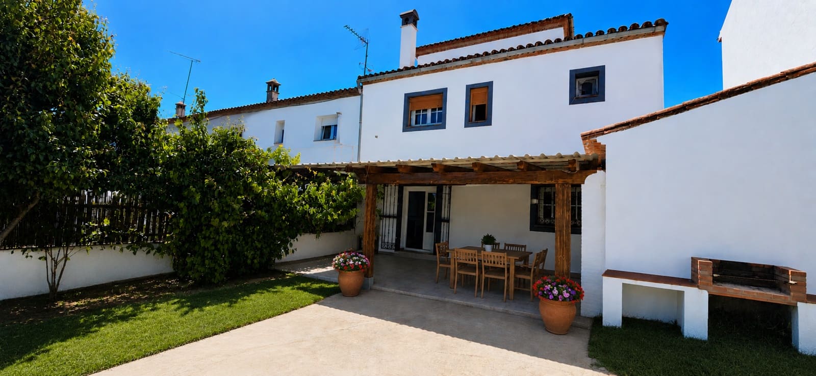 3 sovrum Villa till salu i Cortes de la Frontera med pool - 155 000 € (Ref: 9841993)