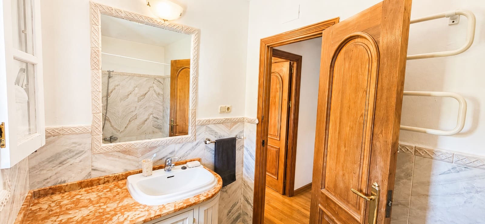 3 sovrum Villa till salu i Cortes de la Frontera med pool - 155 000 € (Ref: 9841993)