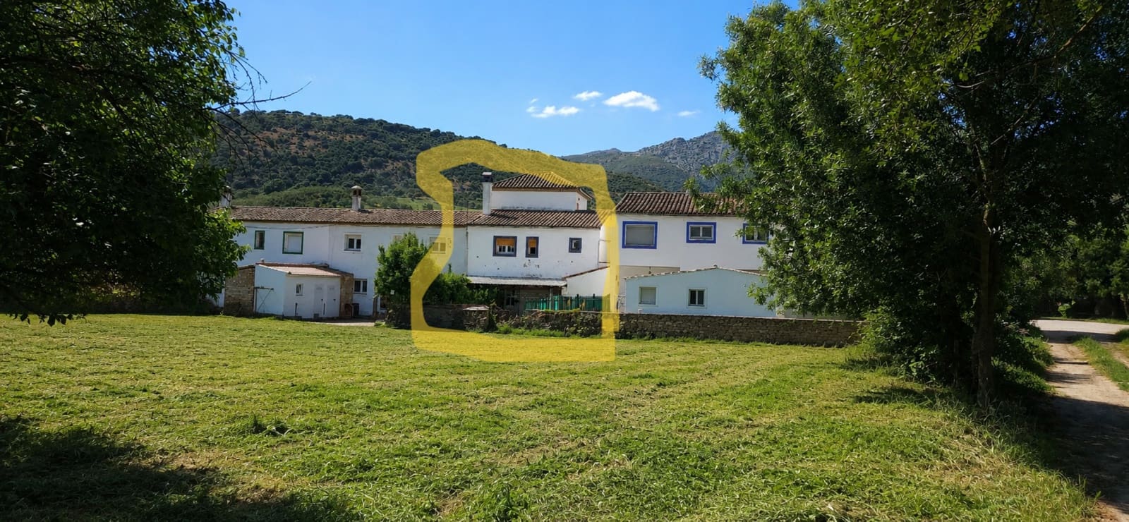 3 sovrum Villa till salu i Cortes de la Frontera med pool - 155 000 € (Ref: 9841993)