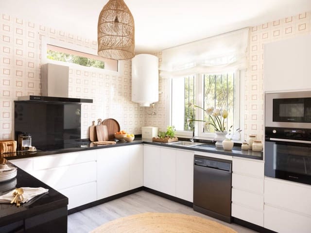 9 chambre Finca/Maison de Campagne à vendre à Ronda - 1 100 000 € (Ref: 9850872)