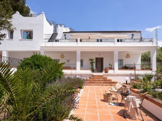 9 chambre Finca/Maison de Campagne à vendre à Ronda - 1 100 000 € (Ref: 9850872)