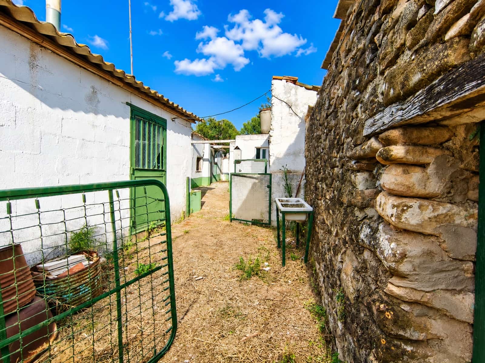 2 bedroom Finca/Country House for sale in Gaucin - € 850,000 (Ref: 9935403)
