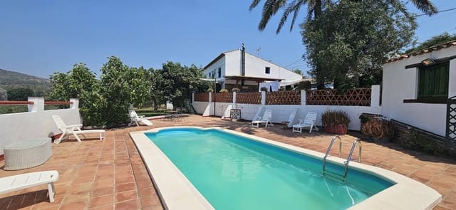 4 sovrum Finca/Hus på landet till salu i San Pablo de Buceite, Jimena de la Frontera med pool - 750 000 € (Ref: 9984181)