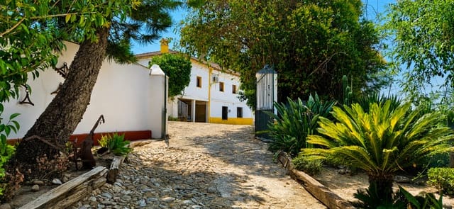 4 sovrum Finca/Hus på landet till salu i San Pablo de Buceite, Jimena de la Frontera med pool - 750 000 € (Ref: 9984181)