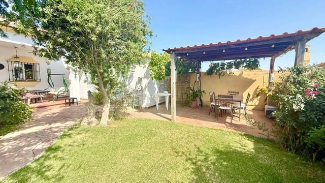 2 soveværelse Villa til salg i Chiclana de la Frontera med swimmingpool garage - € 199.950 (Ref: 10004422)