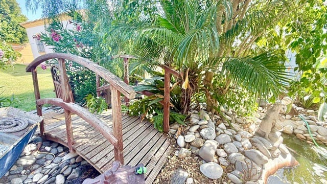 2 soveværelse Villa til salg i Chiclana de la Frontera med swimmingpool garage - € 199.950 (Ref: 10004422)