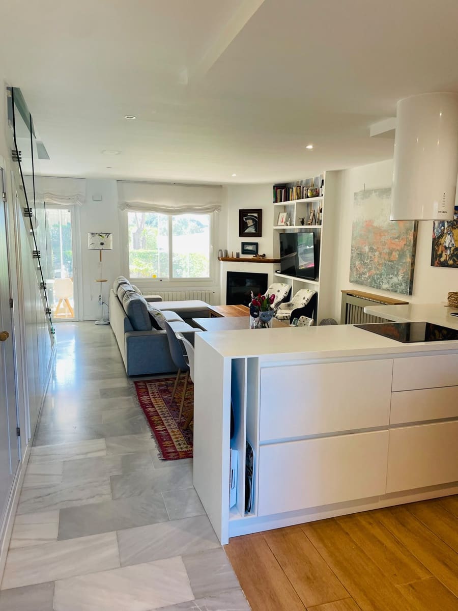 Casa de 3 habitaciones en Chiclana de la Frontera en venta con piscina garaje - 595.000 € (Ref: 10023198)