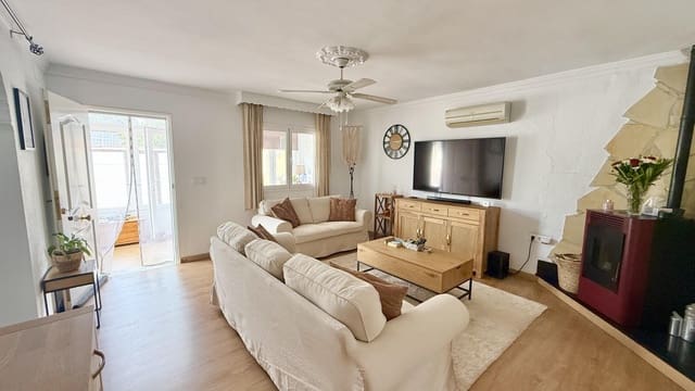 4 sovrum Villa till salu i Chiclana de la Frontera med pool garage - 385 000 € (Ref: 10062873)