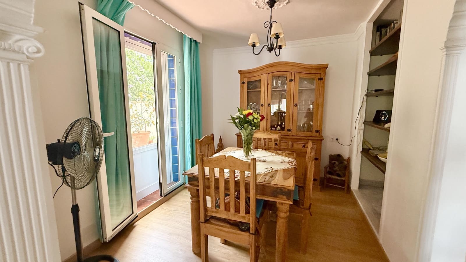 4 sovrum Villa till salu i Chiclana de la Frontera med pool garage - 385 000 € (Ref: 10062873)