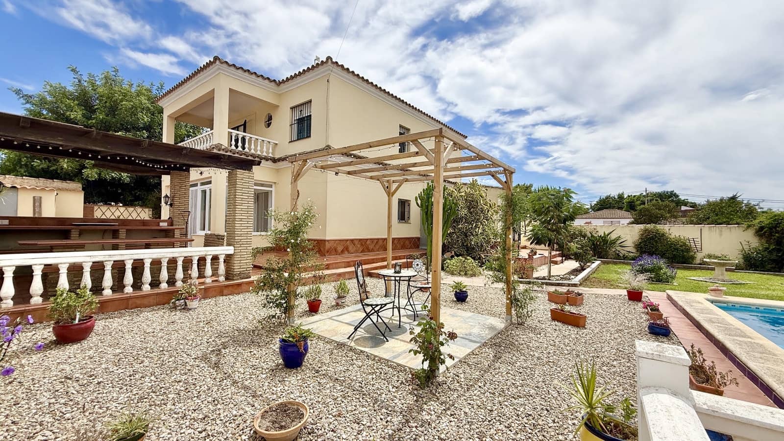 4 sovrum Villa till salu i Chiclana de la Frontera med pool garage - 385 000 € (Ref: 10062873)