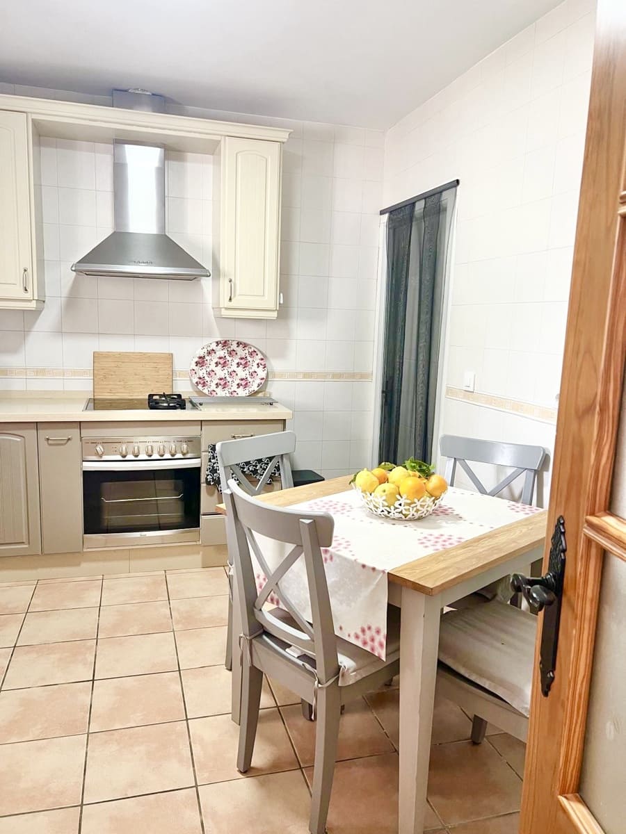 4 soveværelse Villa til salg i Chiclana de la Frontera med swimmingpool garage - € 345.000 (Ref: 8925073)