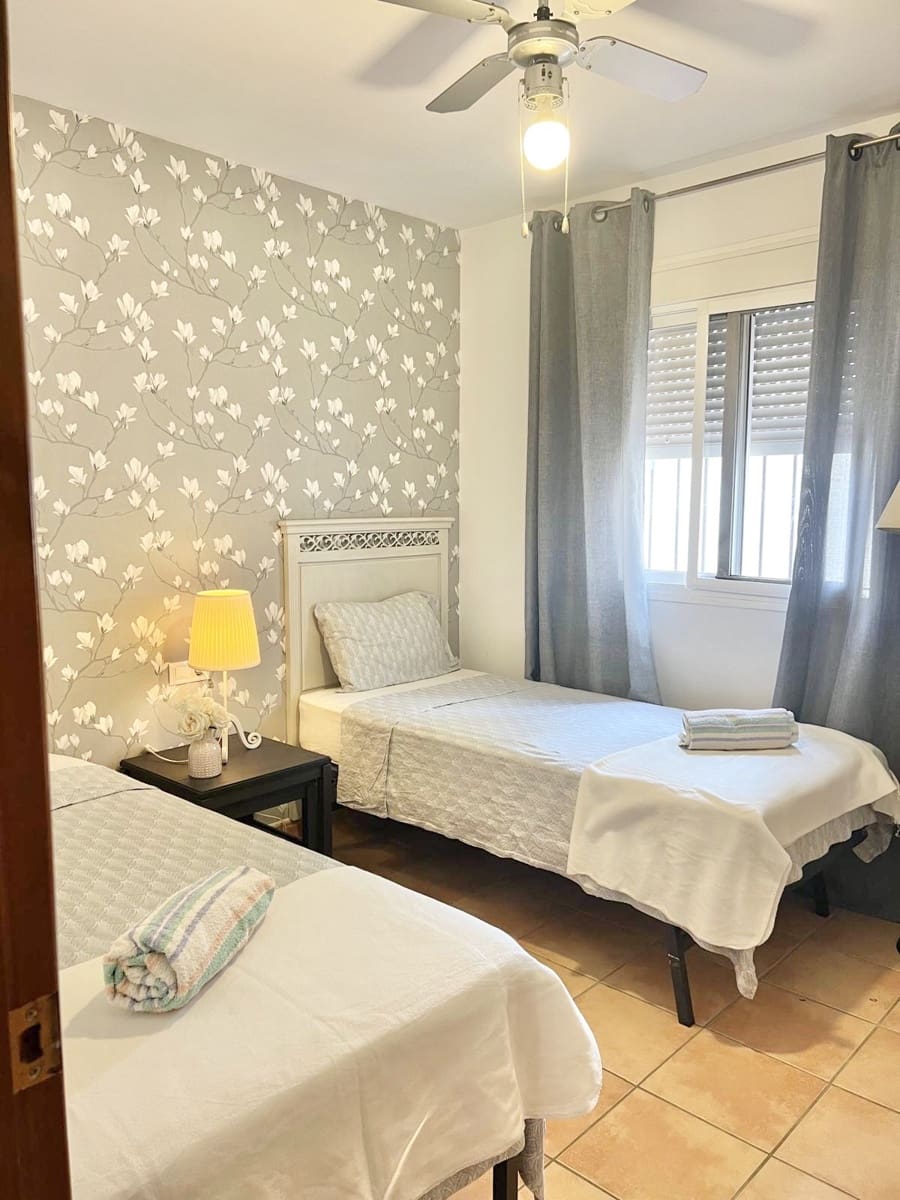 4 soveværelse Villa til salg i Chiclana de la Frontera med swimmingpool garage - € 345.000 (Ref: 8925073)