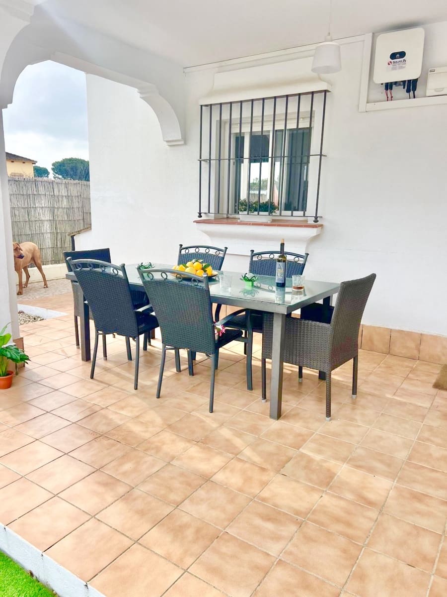 4 soveværelse Villa til salg i Chiclana de la Frontera med swimmingpool garage - € 345.000 (Ref: 8925073)