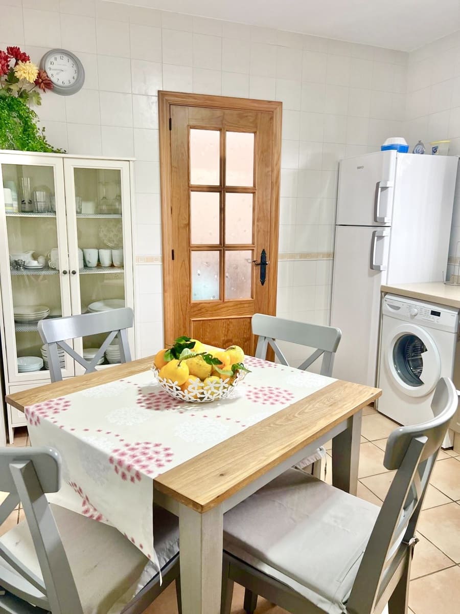 4 soveværelse Villa til salg i Chiclana de la Frontera med swimmingpool garage - € 345.000 (Ref: 8925073)