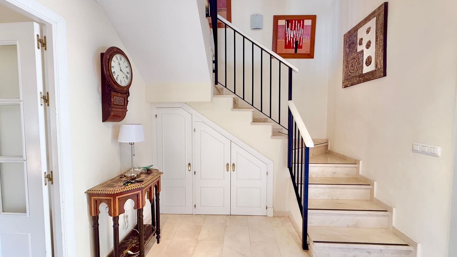 4 bedroom Villa for sale in Chiclana de la Frontera with pool garage - € 525,000 (Ref: 9523277)