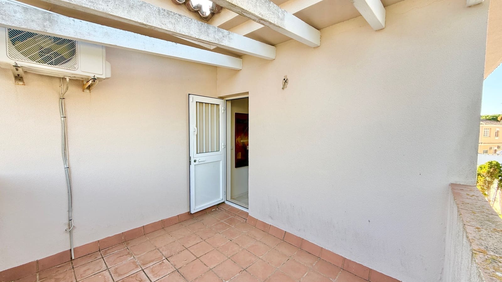 4 bedroom Villa for sale in Chiclana de la Frontera with pool garage - € 525,000 (Ref: 9523277)