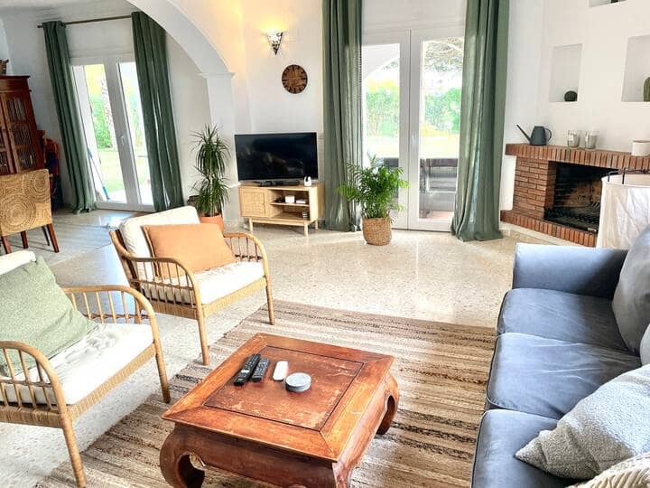 3 chambre Villa/Maison à vendre à Chiclana de la Frontera avec piscine garage - 639 000 € (Ref: 9590335)