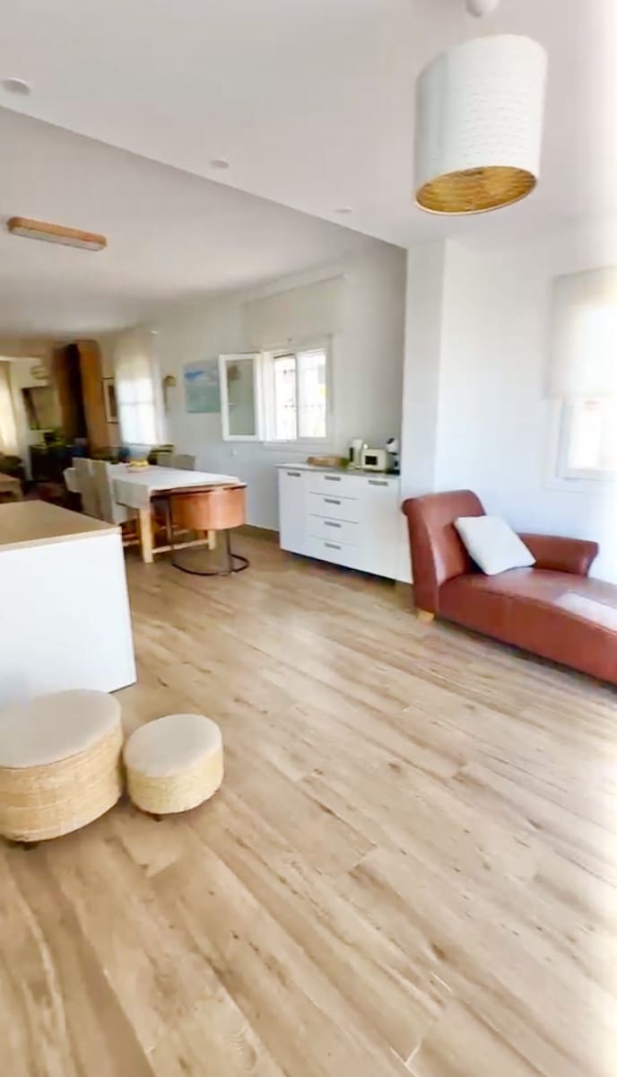 5 soverom Villa til salgs i Chiclana de la Frontera med svømmebasseng - € 790 000 (Ref: 9977678)