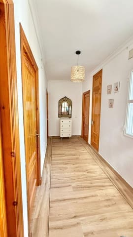 5 soverom Villa til salgs i Chiclana de la Frontera med svømmebasseng - € 790 000 (Ref: 9977678)