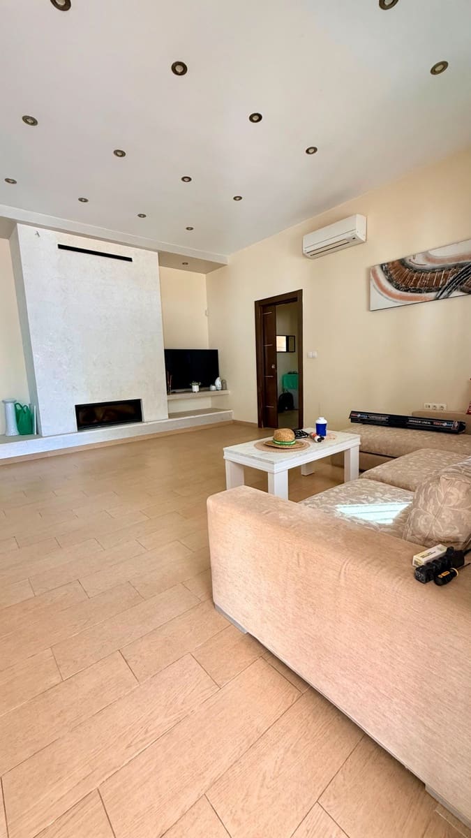 4 sovrum Villa att hyra i Albox - 700 € (Ref: 10008375)