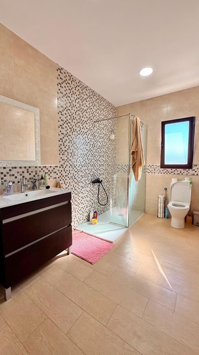 4 sovrum Villa att hyra i Albox - 700 € (Ref: 10008375)