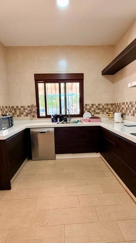 4 sovrum Villa att hyra i Albox - 700 € (Ref: 10008375)