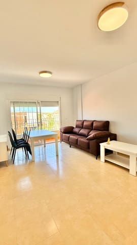 2 slaapkamer Flat te huur in Albox - € 650 (Ref: 10015098)