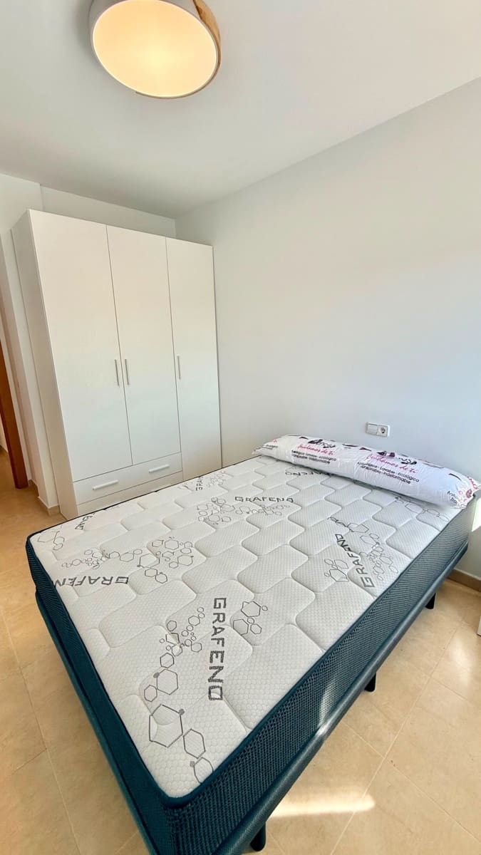 2 slaapkamer Flat te huur in Albox - € 650 (Ref: 10015098)