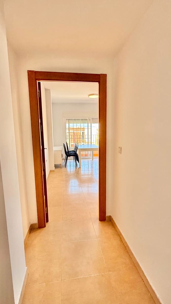 2 slaapkamer Flat te huur in Albox - € 650 (Ref: 10015098)