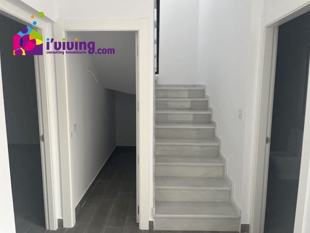 3 soveværelse Villa til leje i Llanos de los Olleres, Albox - € 550 (Ref: 10022055)