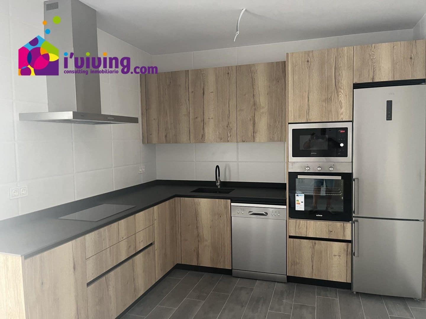 3 camera da letto Villa da affittare in Llanos de los Olleres - 550 € (Rif: 10022055)