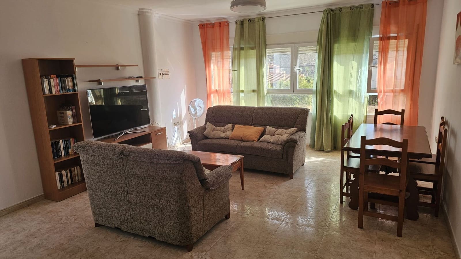 Piso de 3 habitaciones en Fines en alquiler - 550 € (Ref: 10048825)