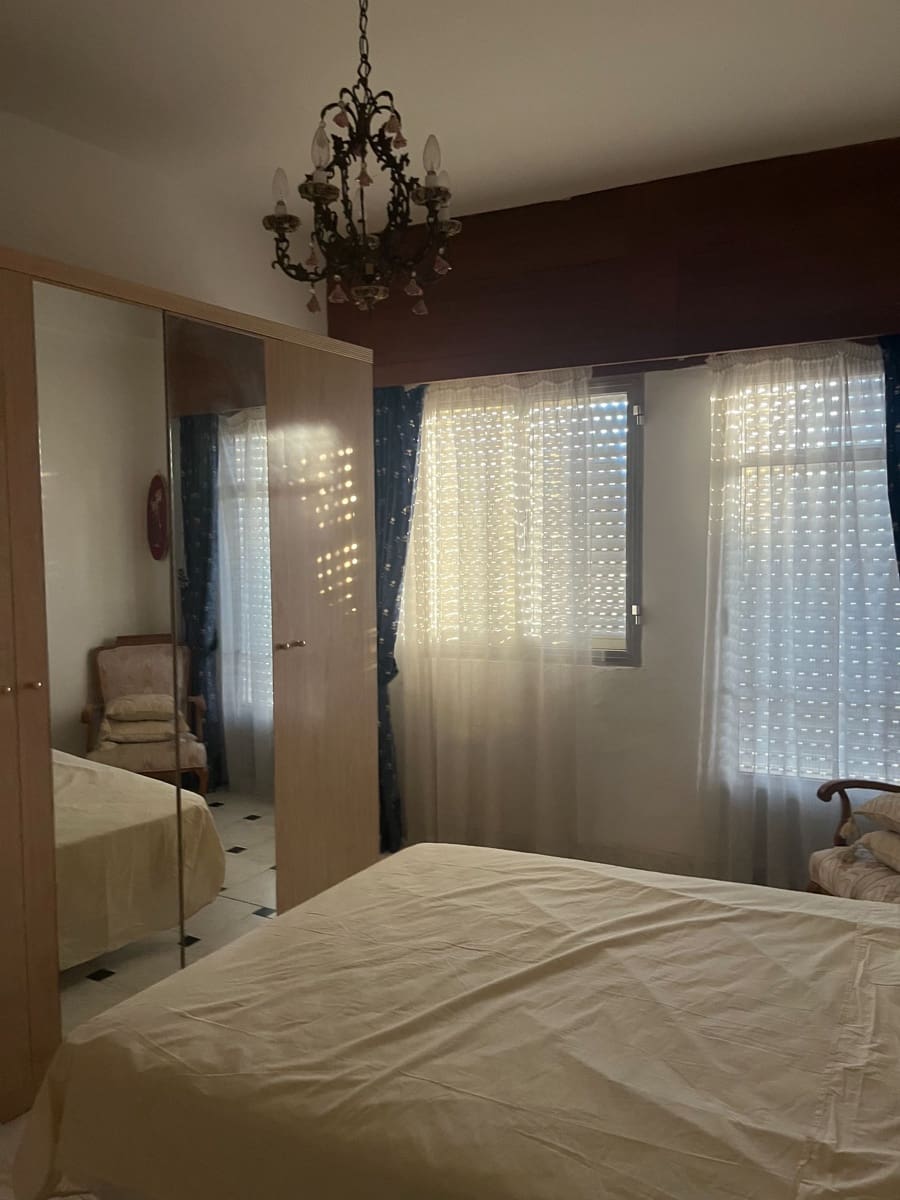 4 slaapkamer Flat te koop in Albox - € 75.000 (Ref: 10075376)