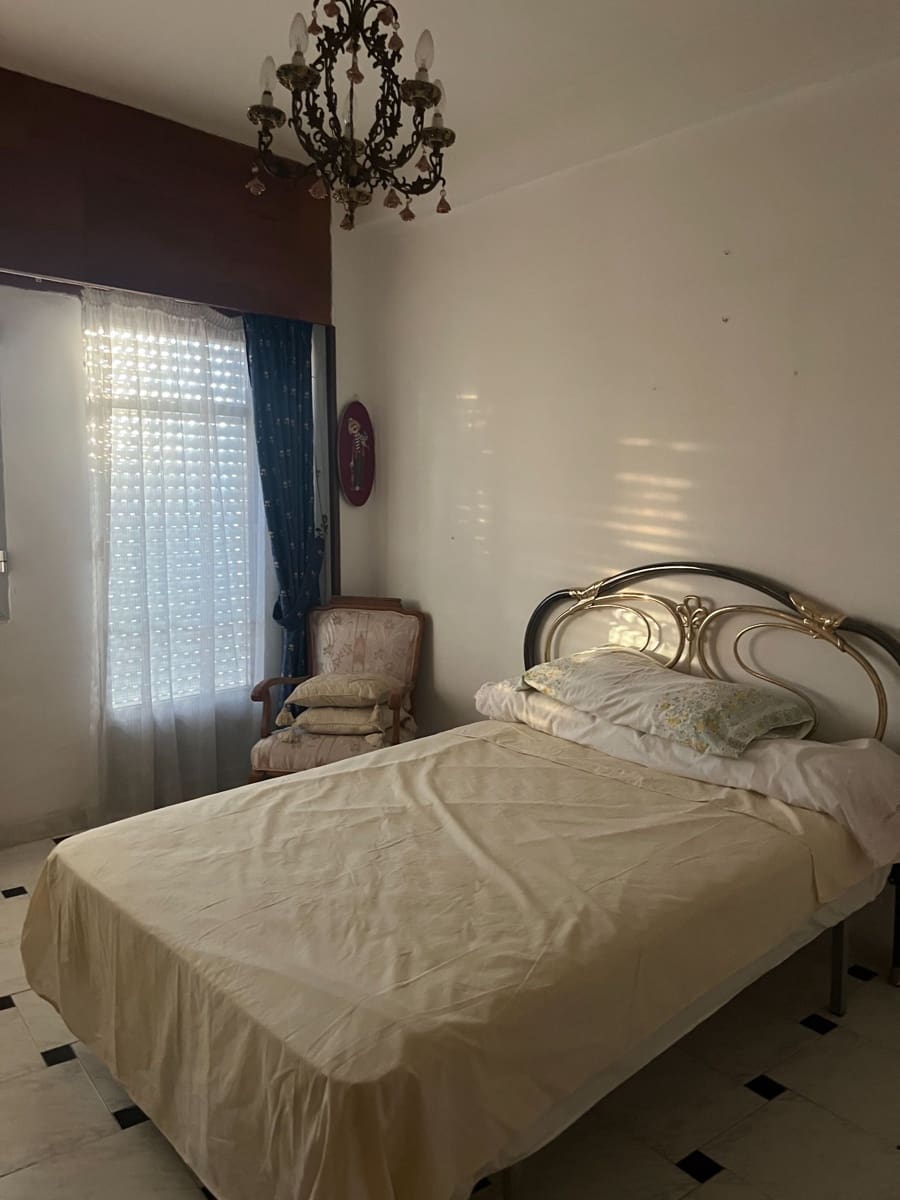 4 slaapkamer Flat te koop in Albox - € 75.000 (Ref: 10075376)