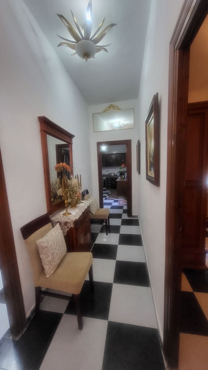 2 bedroom Apartment for rent in Albox - € 600 (Ref: 10108954)