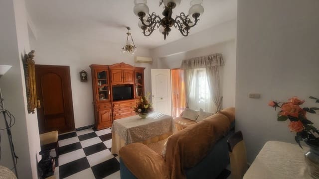 Apartamento de 2 habitaciones en Albox en alquiler - 600 € (Ref: 10108954)