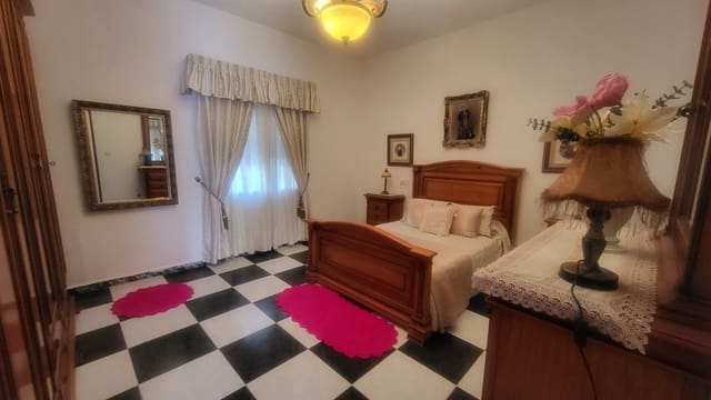 Apartamento de 2 habitaciones en Albox en alquiler - 600 € (Ref: 10108954)