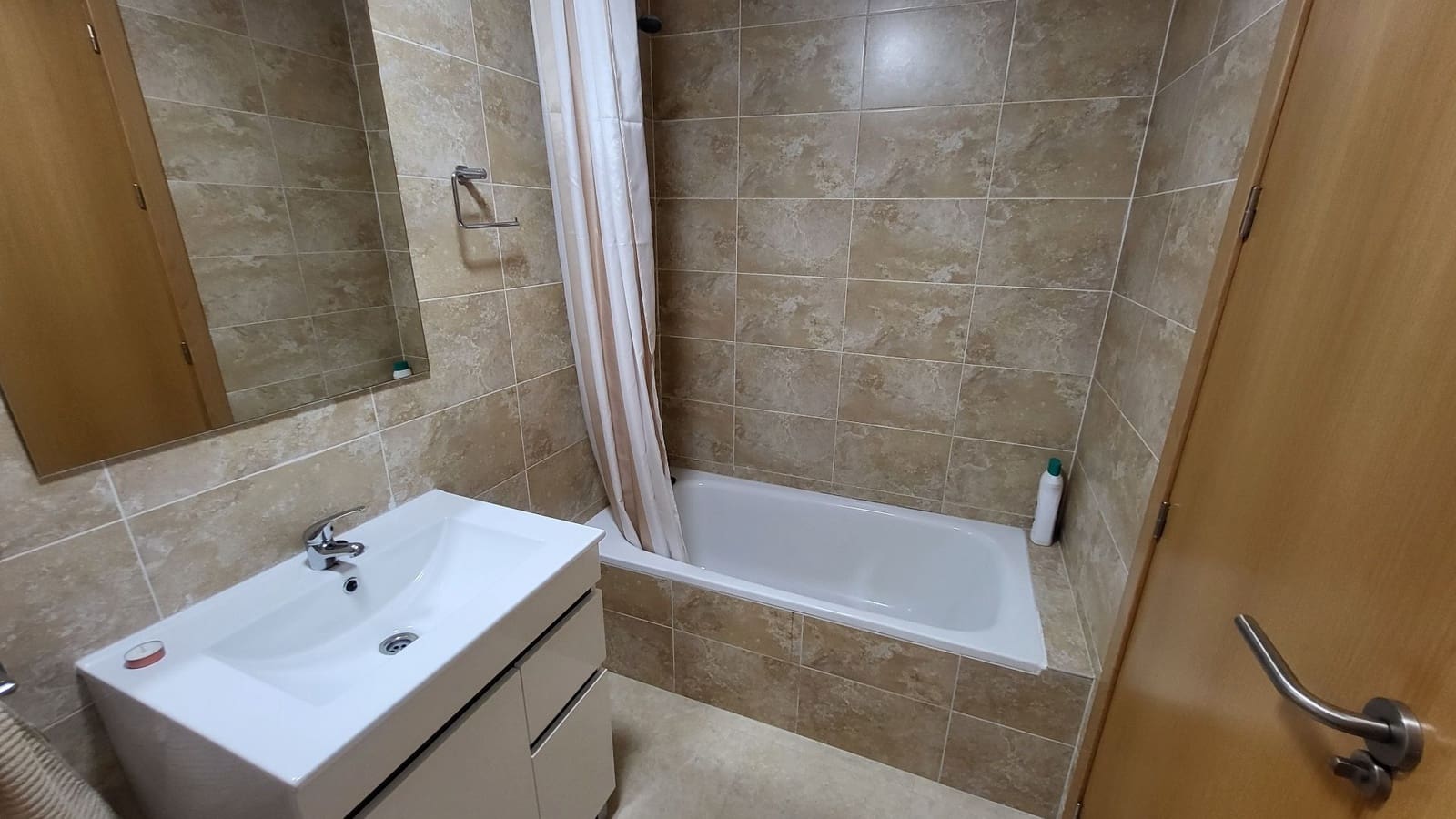 2 bedroom Flat for rent in Albox with garage - € 500 (Ref: 10108955)