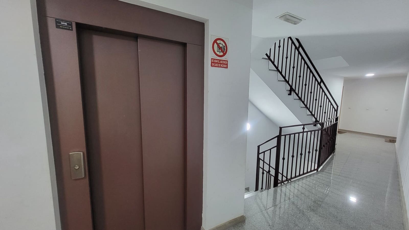2 bedroom Flat for rent in Albox with garage - € 500 (Ref: 10108955)