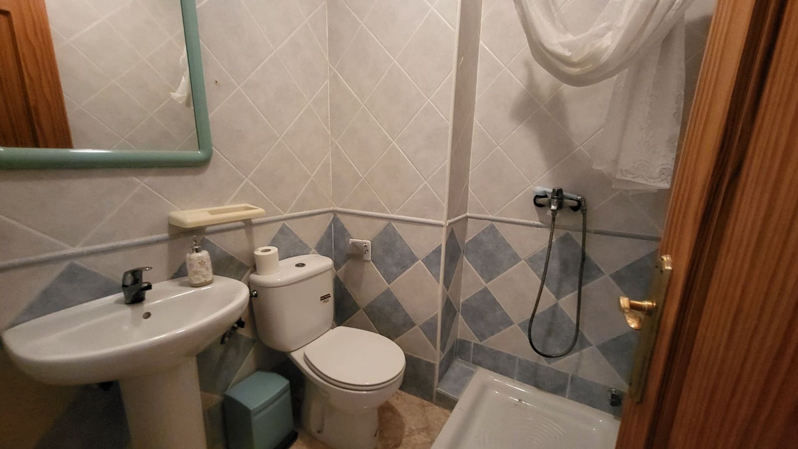 Appartement de 4 chambres à louer à Albox - 550 € (Ref: 10115405)