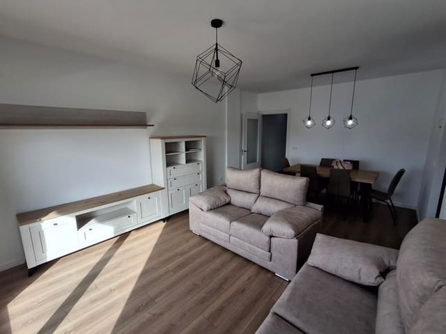3 sovrum Lägenhet att hyra i Huércal-Overa - 650 € (Ref: 10141712)