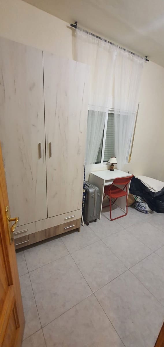 3 bedroom Flat for rent in Macael - € 550 (Ref: 10159096)