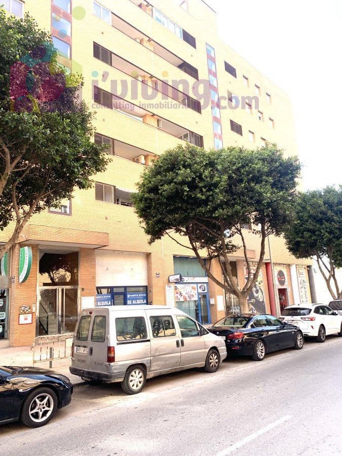 4 soveværelse Lejlighed til salg i Almeria by med garage - € 249.900 (Ref: 7177438)