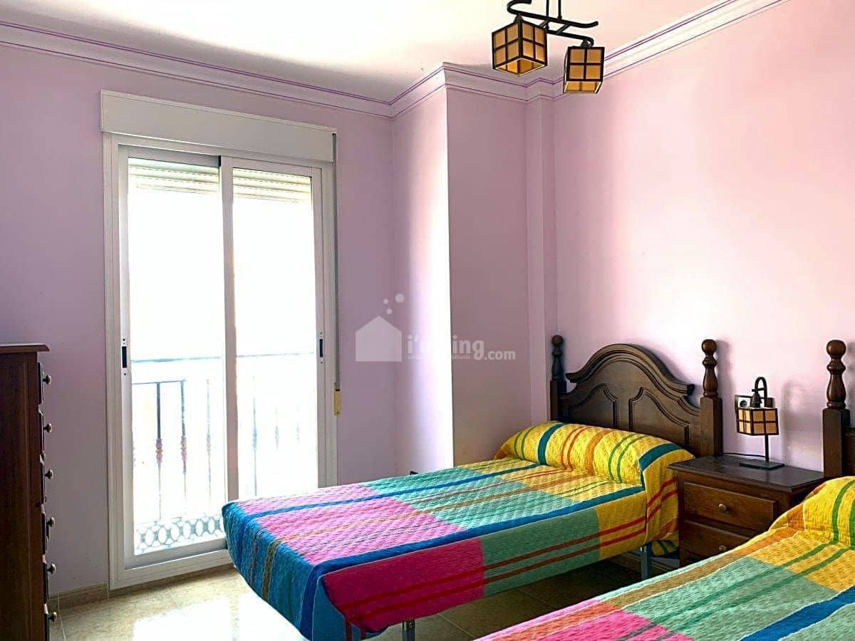 3 bedroom Penthouse for sale in Garrucha with garage - € 189,000 (Ref: 7177447)