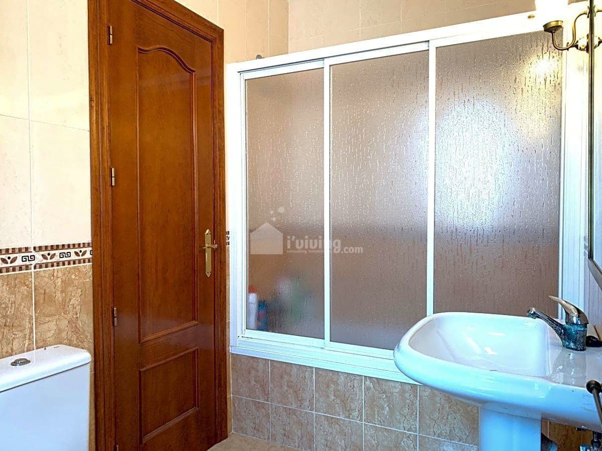 3 bedroom Penthouse for sale in Garrucha with garage - € 189,000 (Ref: 7177447)